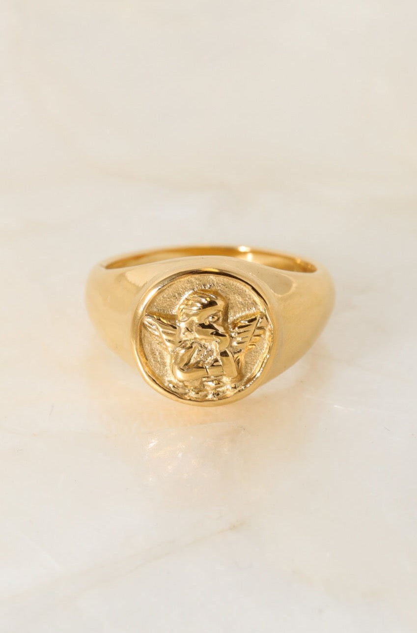 Alya Signet Ring