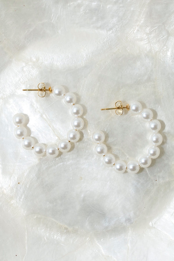 Dara Pearl Earrings