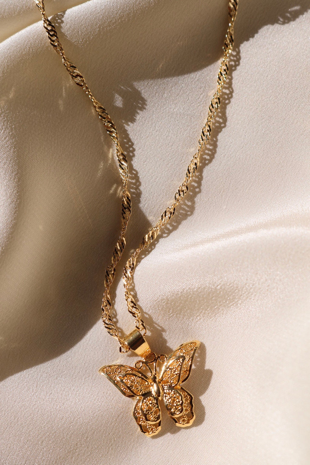 Gold Butterfly Necklace – Kimiya