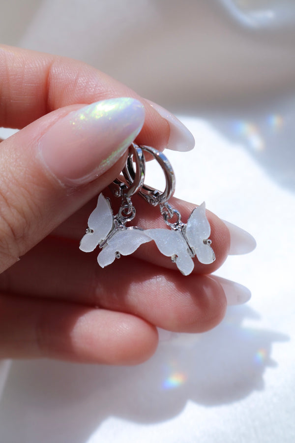 Silver Pearl Butterfly Earrings-Chvker Jewelry