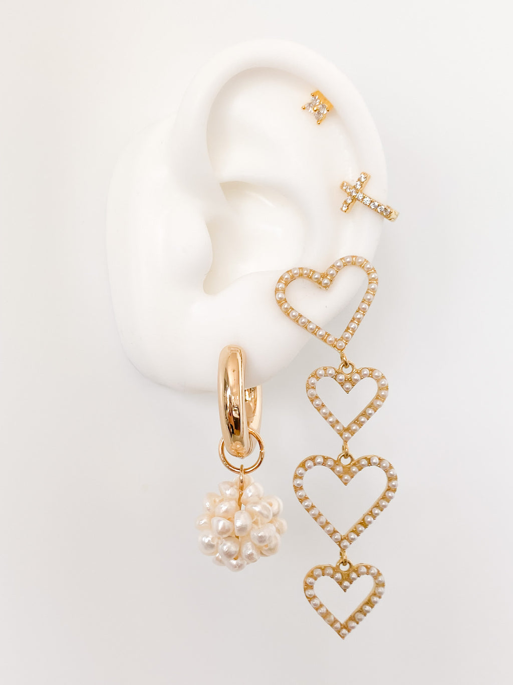 Farida Pearl Earrings